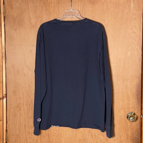 Champion Long-Sleeve Shirt, Navy Blue in Large - Picture 3 of 3